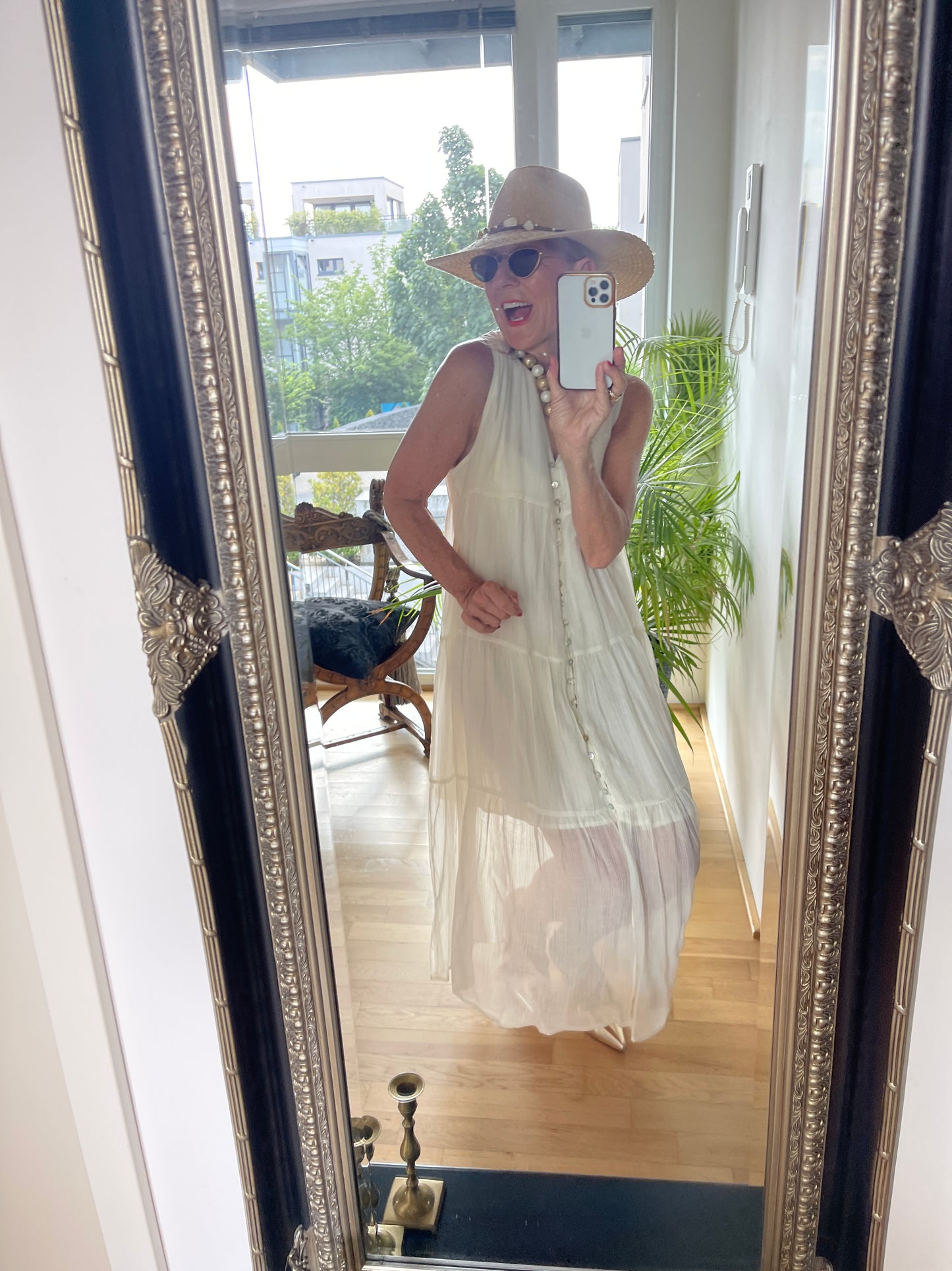 Kleid DARDA creme €79,90 statt €109,90; Style trifft Extravaganz