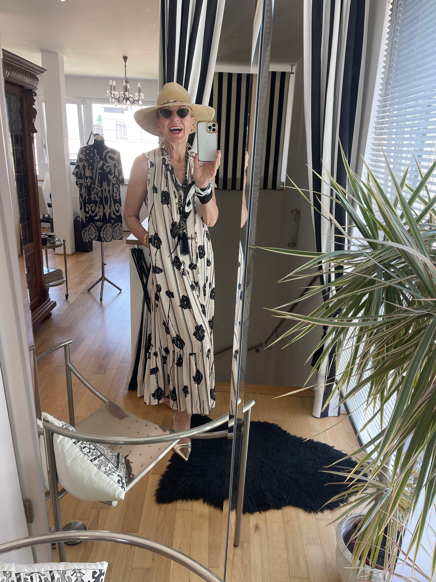 Kleid LUNGO €119,90; … was für ein wunderschönes Maxikleid