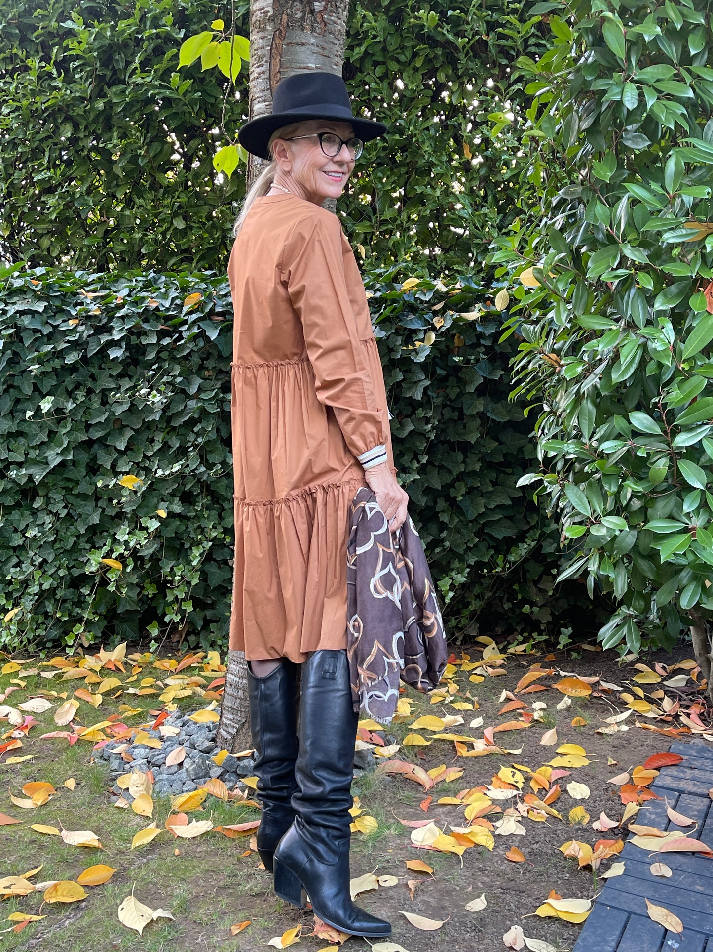 Kleid CAMPIONE cognac;  „IM BLACK-FRIDAY OUTLET“ nur noch €39,90 statt €89,90; total unkompliziertes, super schickes Allroundkleid