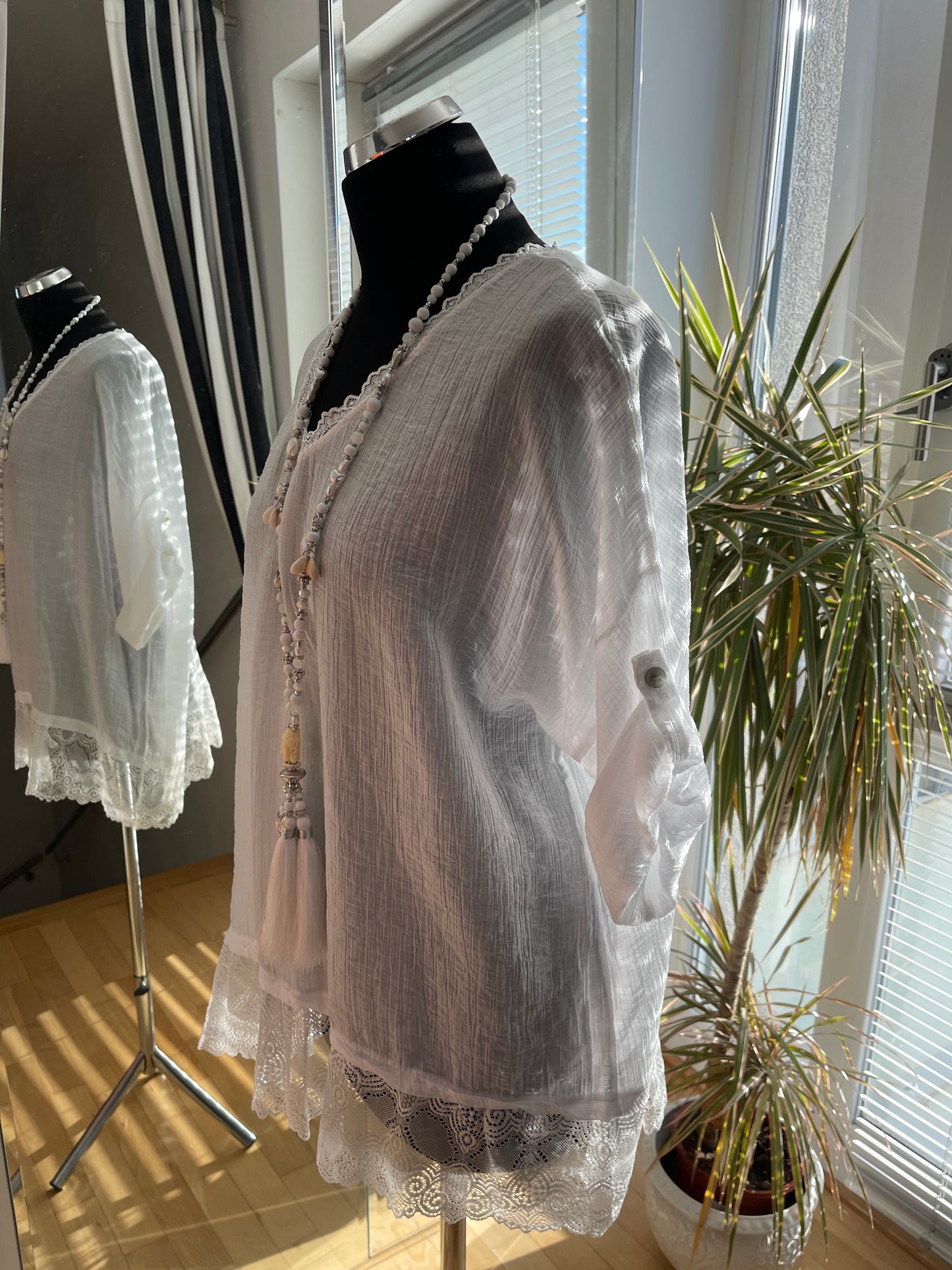 Tunika HELEN beige; im Outlet €39,90 statt 69,90 ..sooo herrlich duftig, luftig… und perfekt für XXL-Größen