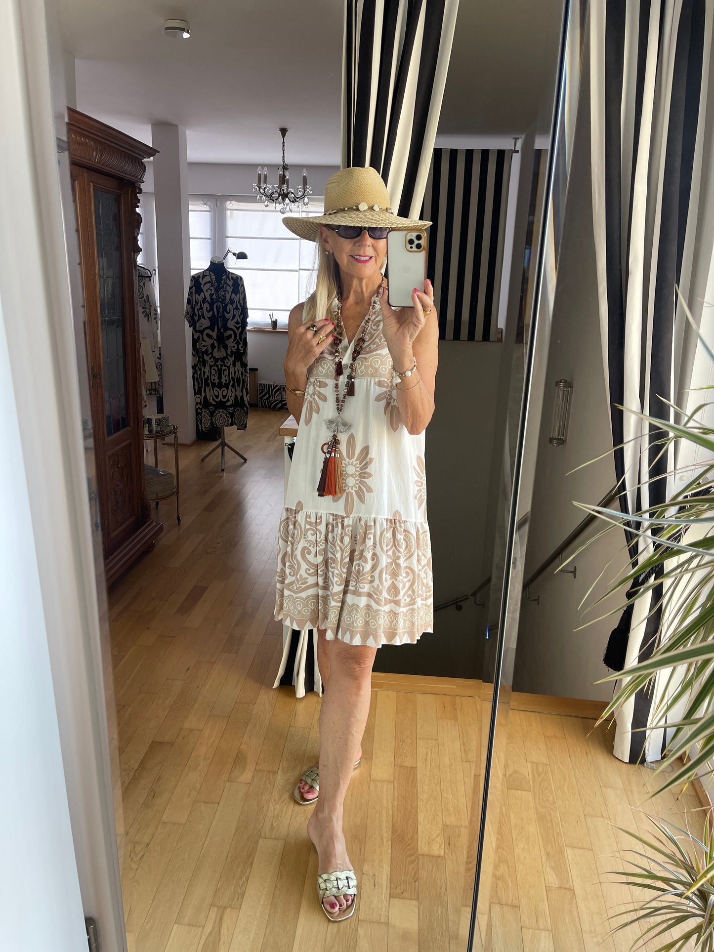 Kleid JONTE beige €49,90 statt €79,90… perfekter, sommerlicher Allrounder ☀️