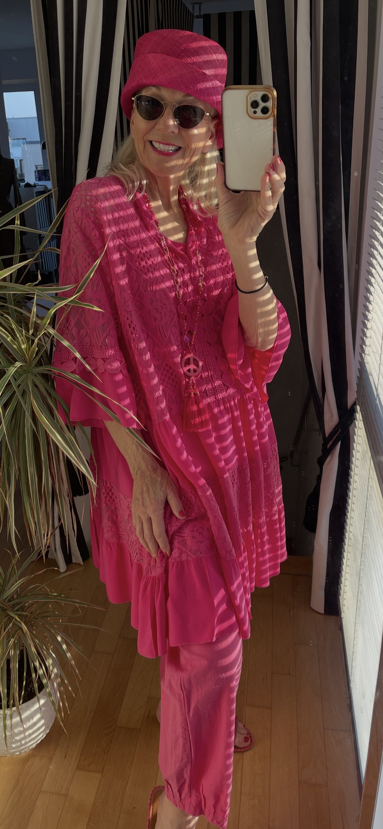 Kleid PHILIPPA  pink; €89,90 .. pink is so beautiful … farbenfroher Style auch für Genussgrößen