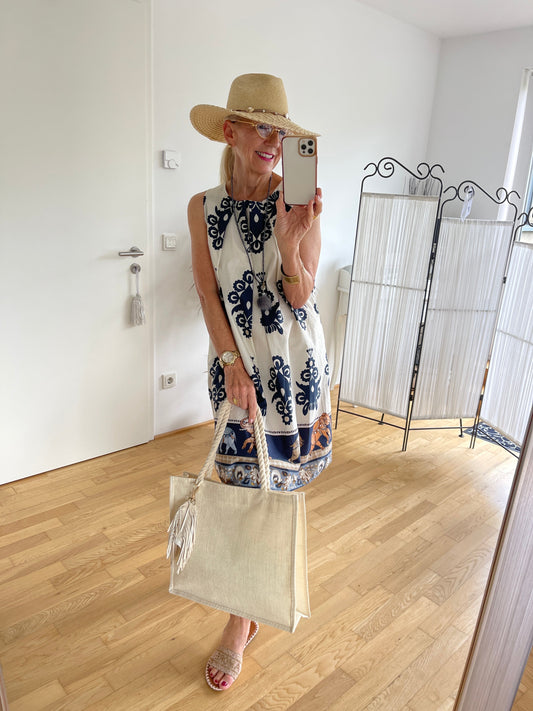 Kleid LARISSA blue €99,90; klasse Style, ein edel schickes Allroundkleid für viele Gelegenheiten, passt Gr.S bis L