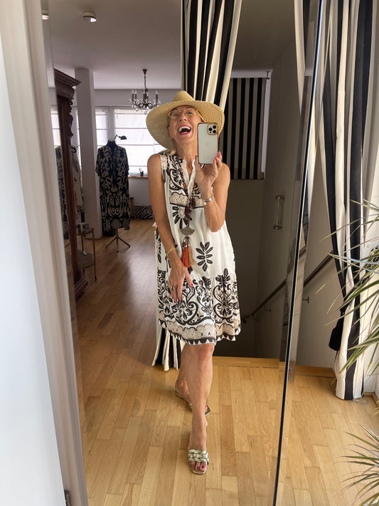 Kleid JONTE brown €49,90 statt €€79,90 .. ein perfekter sommerlicher Allrounder ☀️