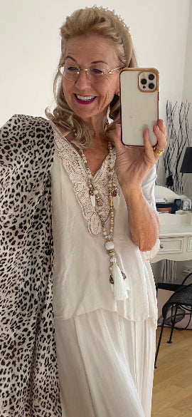 Kette CLARA € 49,90; ein tolles Accessoire