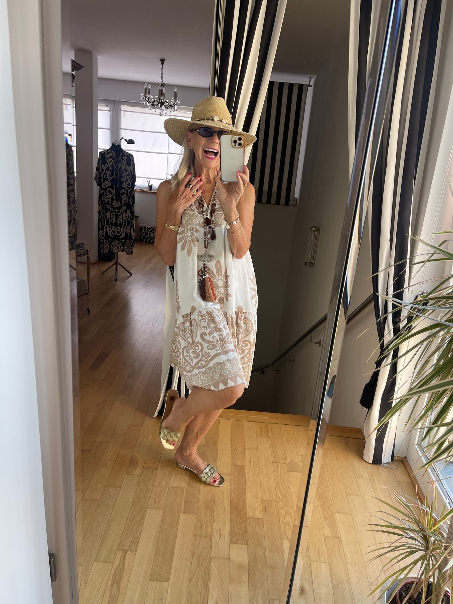 Kleid JONTE beige €49,90 statt €79,90… perfekter, sommerlicher Allrounder ☀️