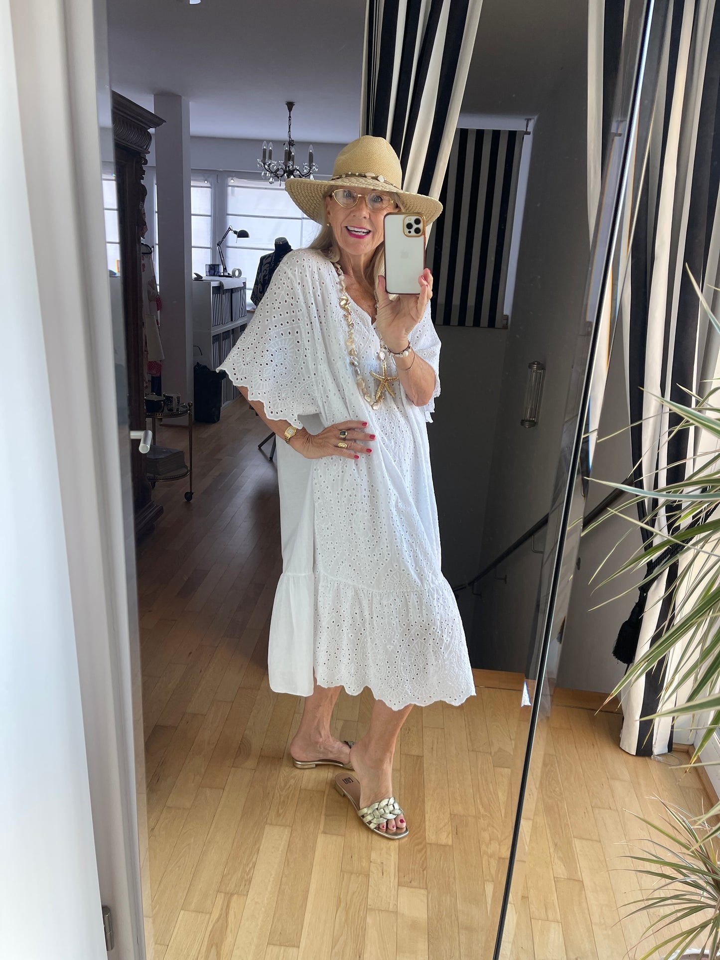 Kleid LAGO €79,90 statt €119,90; der perfekte, modische Sommertraum