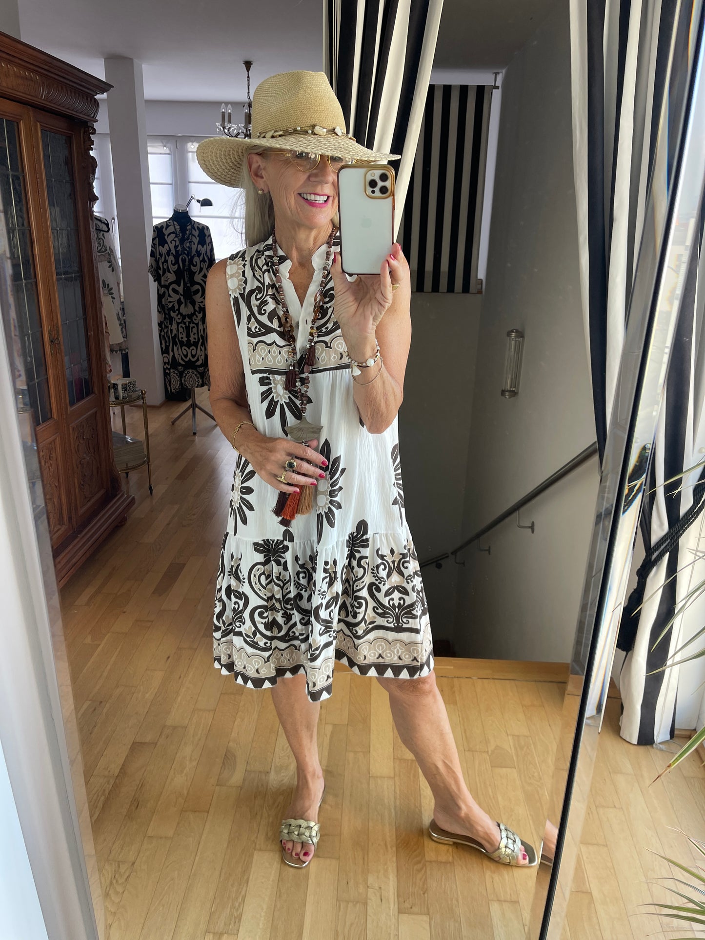 Kleid JONTE brown €49,90 statt €€79,90 .. ein perfekter sommerlicher Allrounder ☀️
