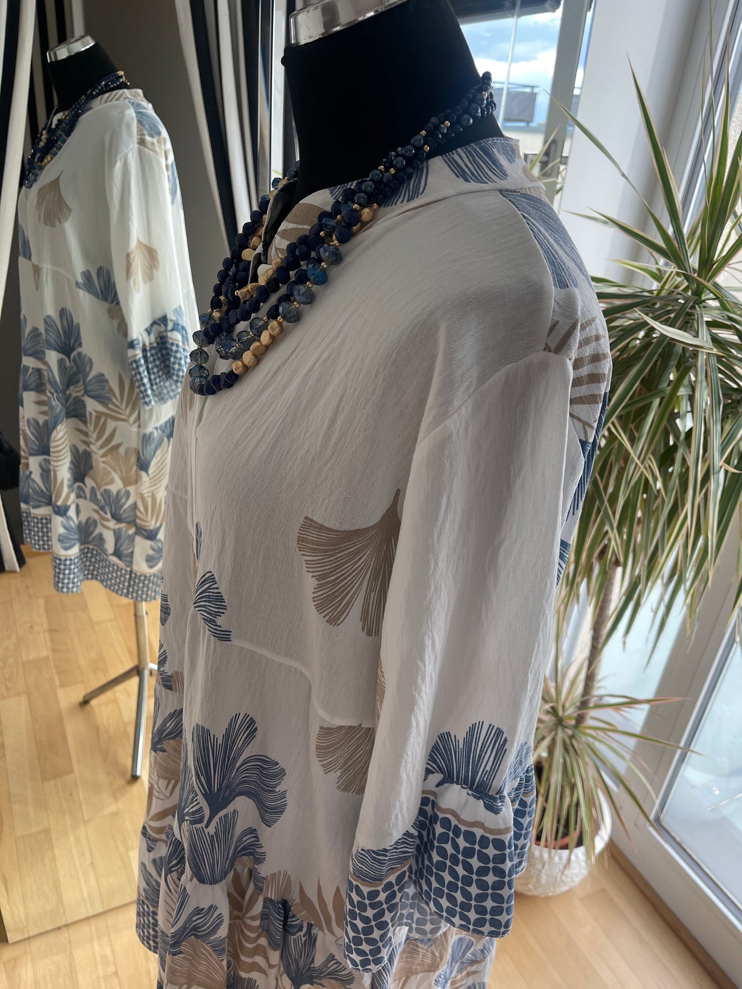 Tunika GINKO blue, beige-champagner im Outlet €69,90 statt €89,90; genialer Schnitt, herrliches Material, toller Print