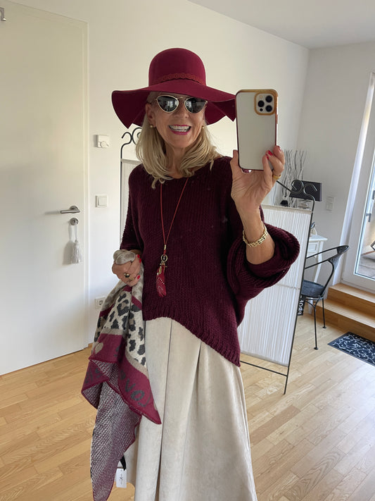 Pullover ARMSTRONG bordeaux €79,90; kuschelig, so lässig, so herrlich wunderbar 🍂