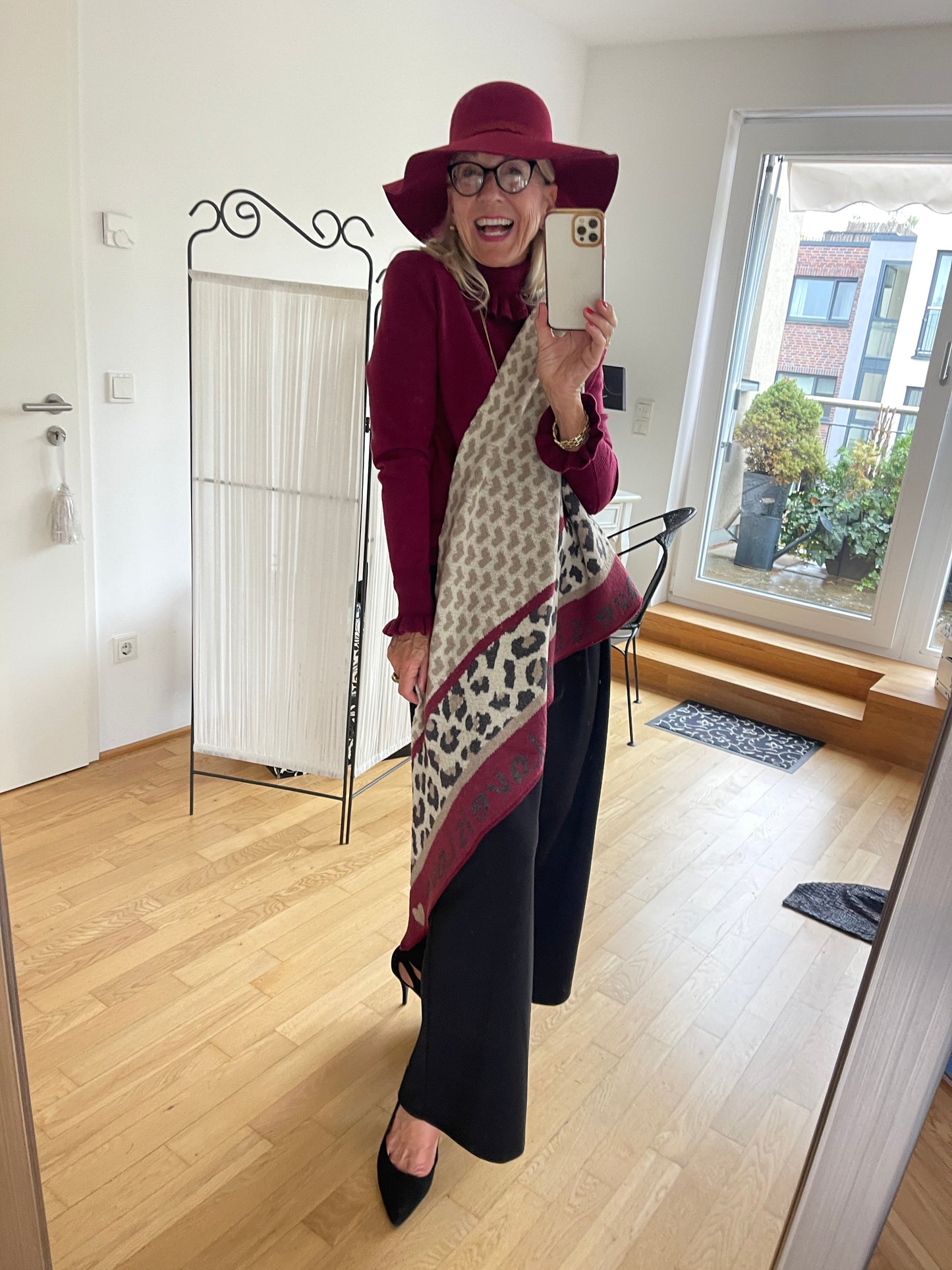 Schal MANTRA €49,90; so edel, so kuschelig und soooo stylisch🍁