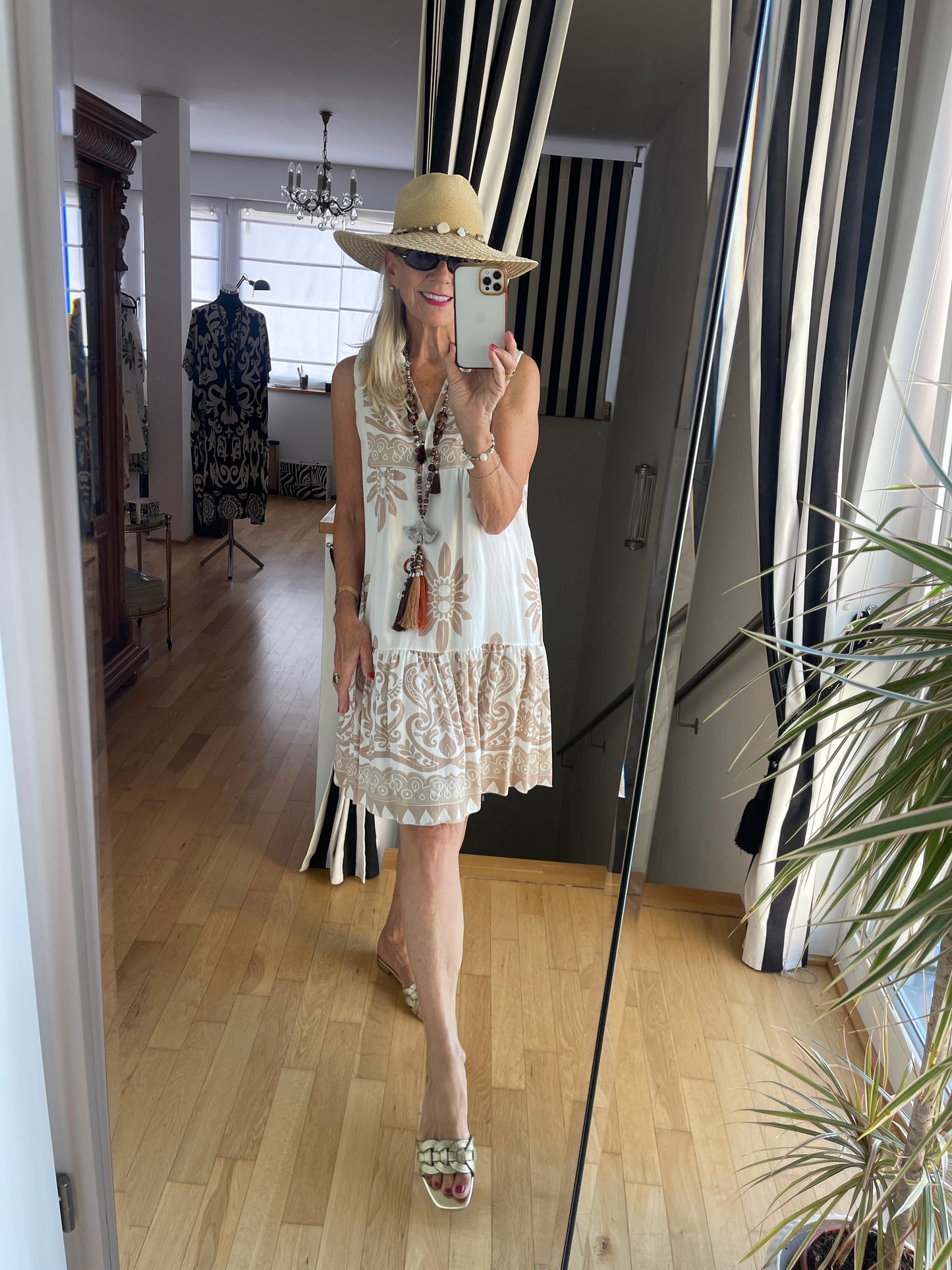 Kleid JONTE beige €49,90 statt €79,90… perfekter, sommerlicher Allrounder ☀️