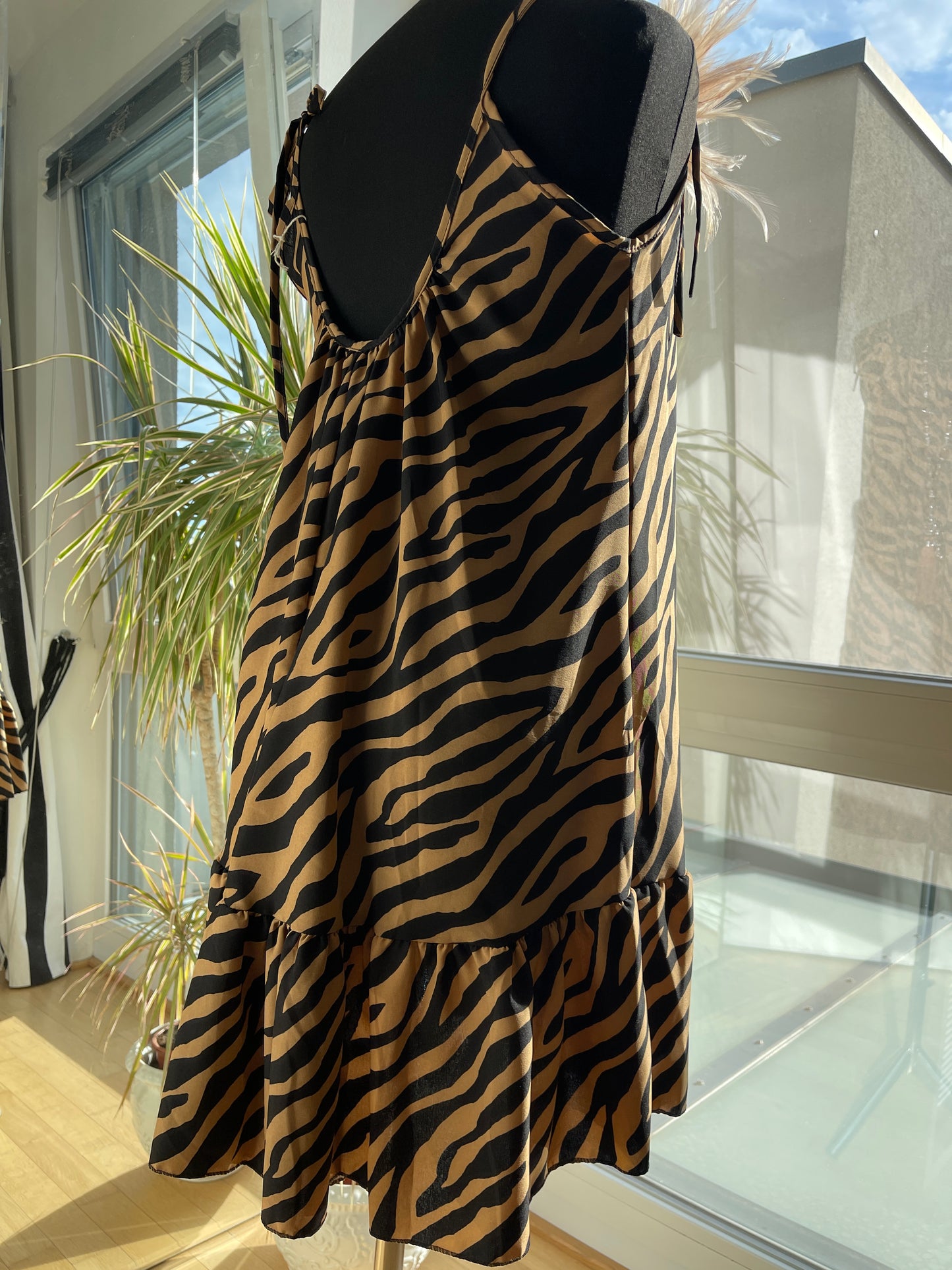 Kleid COPPA €39,90 statt €69,90; .. luftiger geht es kaum!