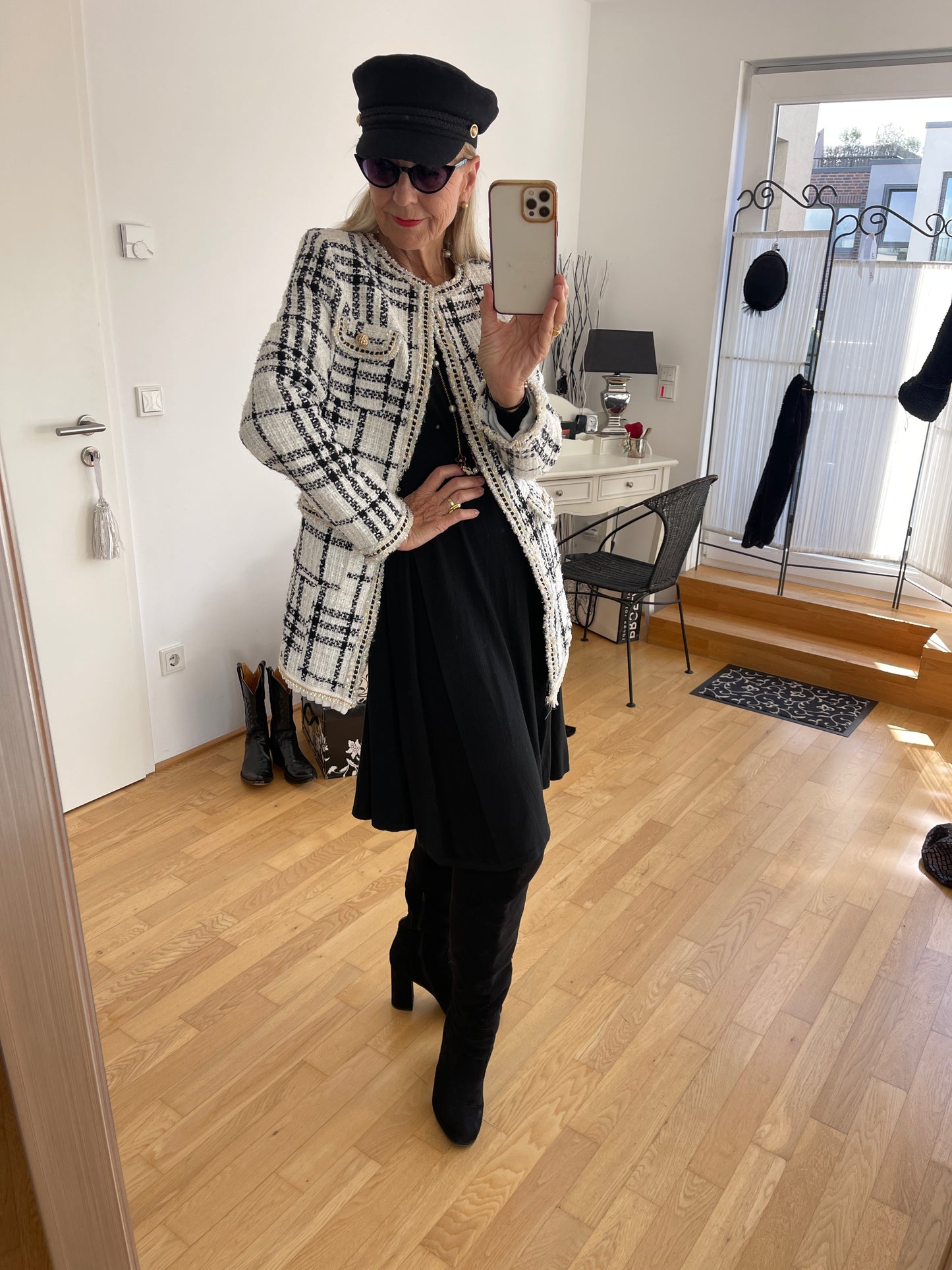 Blazer GABRIELLA Gr. L;  „IM BLACK-FRIDAY OUTLET“ nur noch €59,90 statt €139,90; Boucle-Blazer im Coco-Style