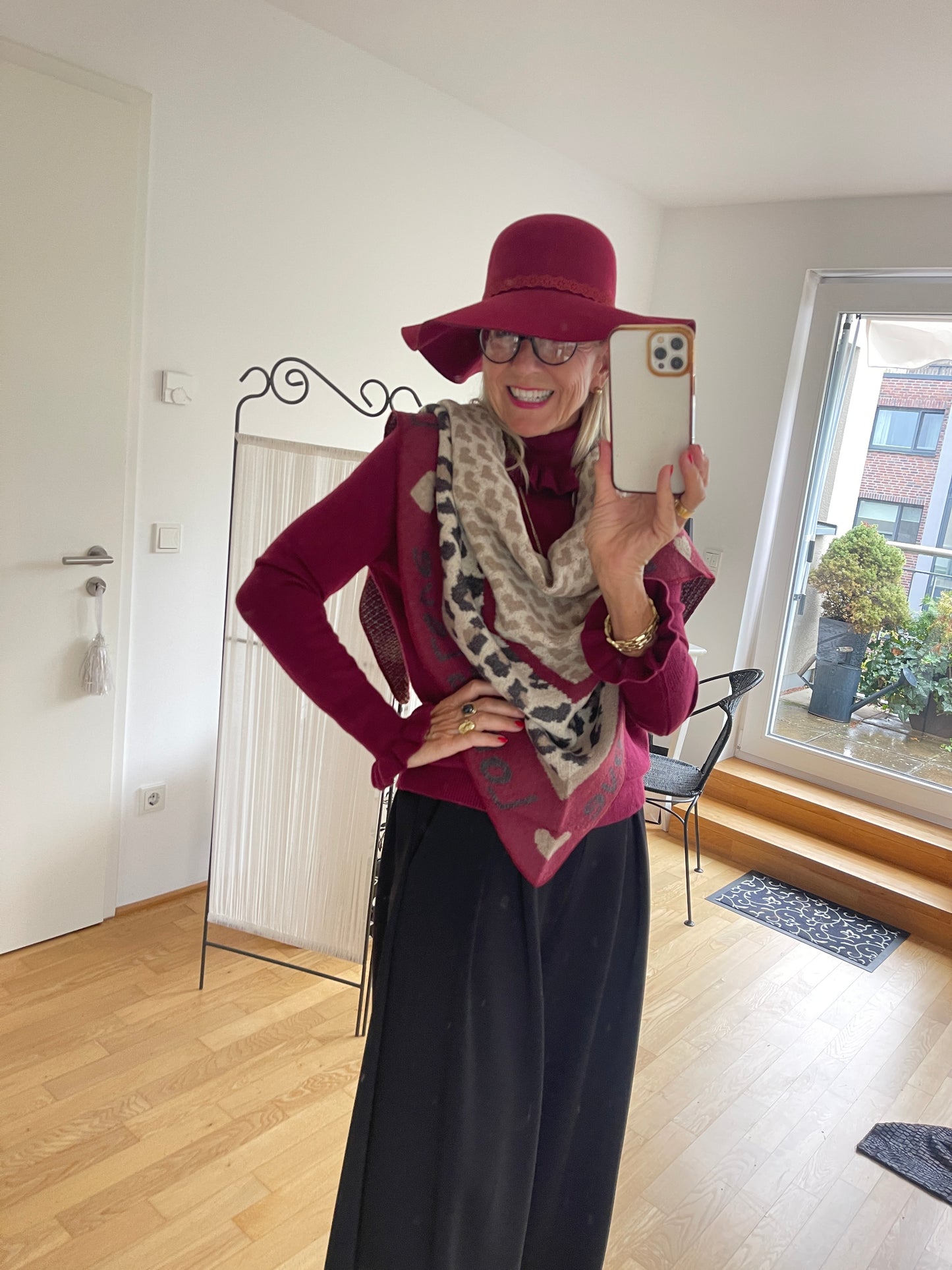 Schal MANTRA €49,90; so edel, so kuschelig und soooo stylisch🍁