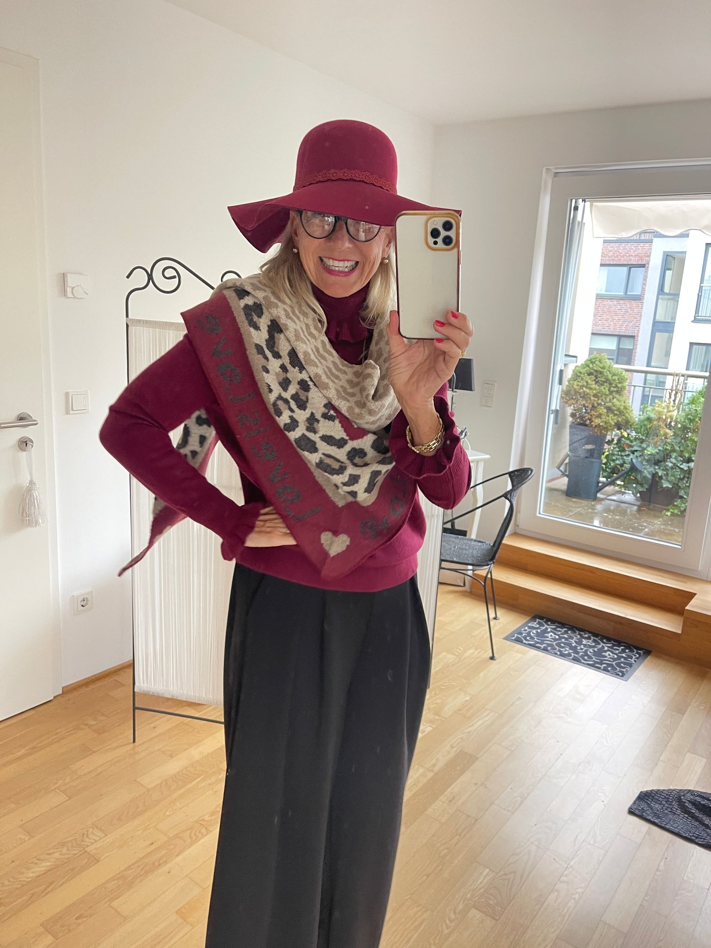 Schal MANTRA €49,90; so edel, so kuschelig und soooo stylisch🍁