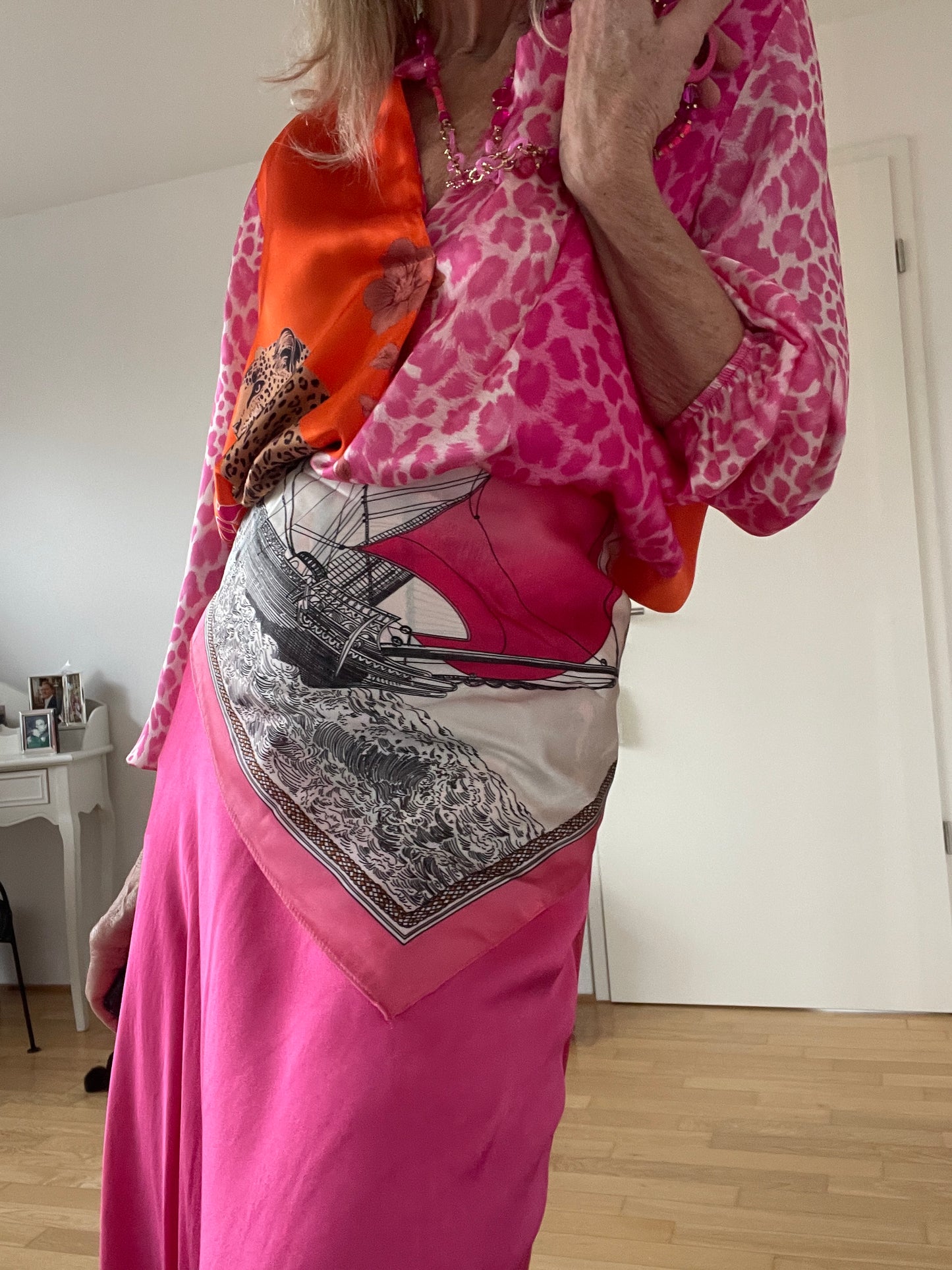 Schal( Nickituch) JASON €29,90 ; geniales Accessoire