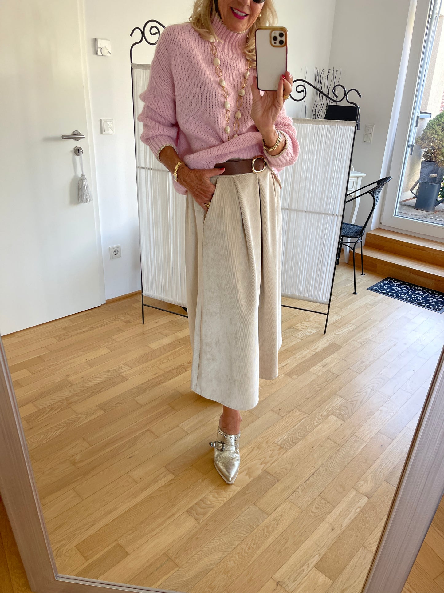 Rock CASCADEUR €99,90; edler Feincord,…so angenehm und herrlich fallend🍂