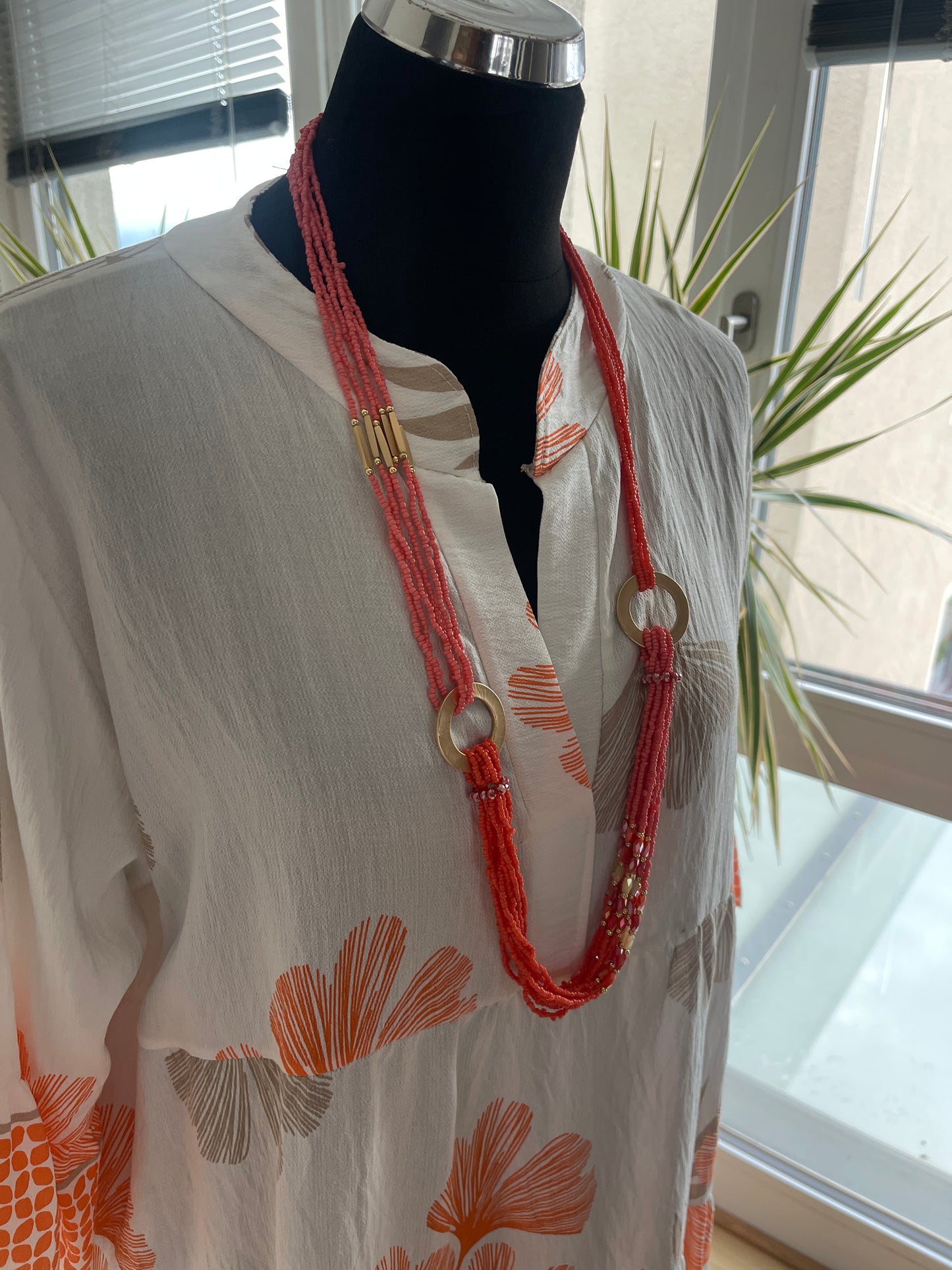 Tunika GINKO orange, beige-champagner €69,90; lässiger One-Size-Schnitt, toller Print, klasse Material… perfektes Summeroutfit