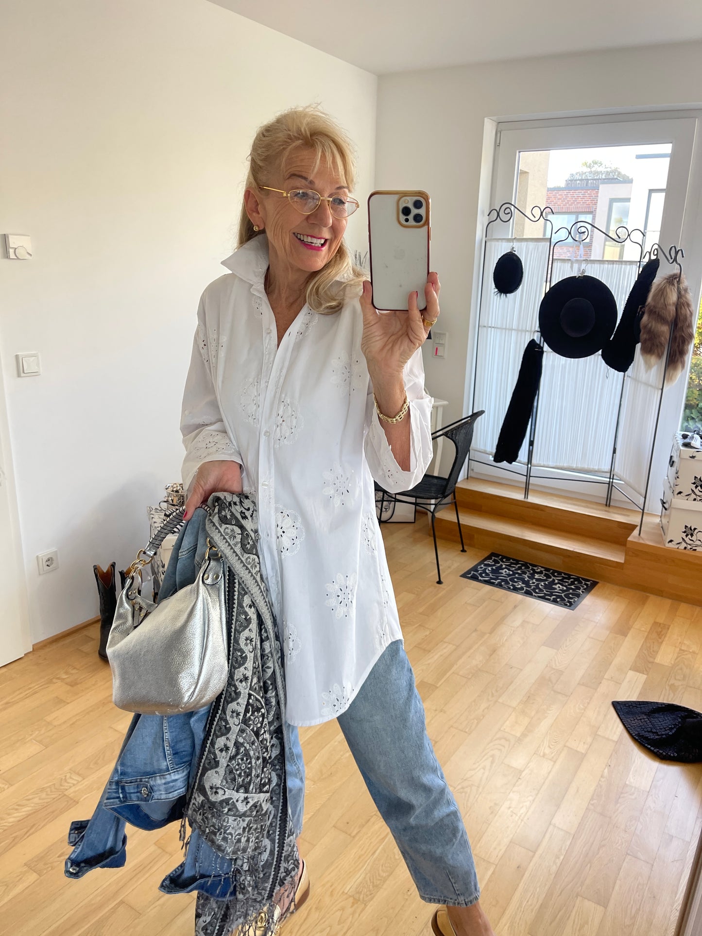 Hose MELLY ; toll sitzende Jeans im Karotten-Style  IM BLACK-FRIDAY OUTLET“ nur noch €50,00 statt €99,90