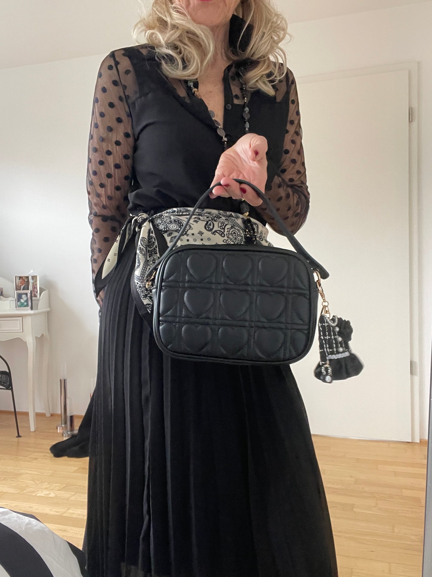 Tasche BAGGY €79,90 black; nicht nur schick… auch edel und super stylisch