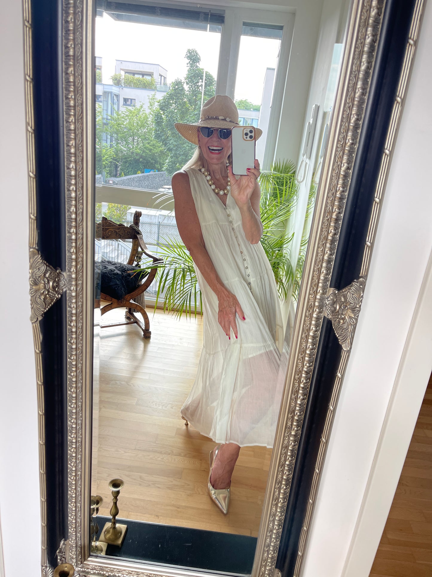 Kleid DARDA creme €79,90 statt €109,90; Style trifft Extravaganz