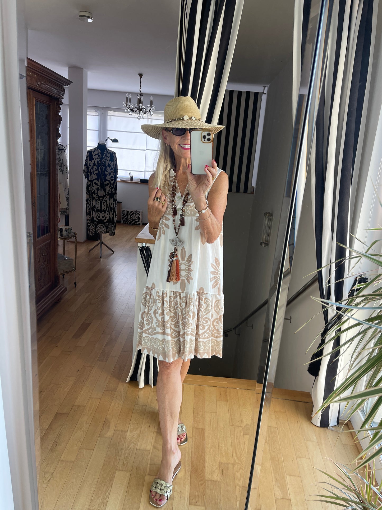 Kleid JONTE beige €49,90 statt €79,90… perfekter, sommerlicher Allrounder ☀️