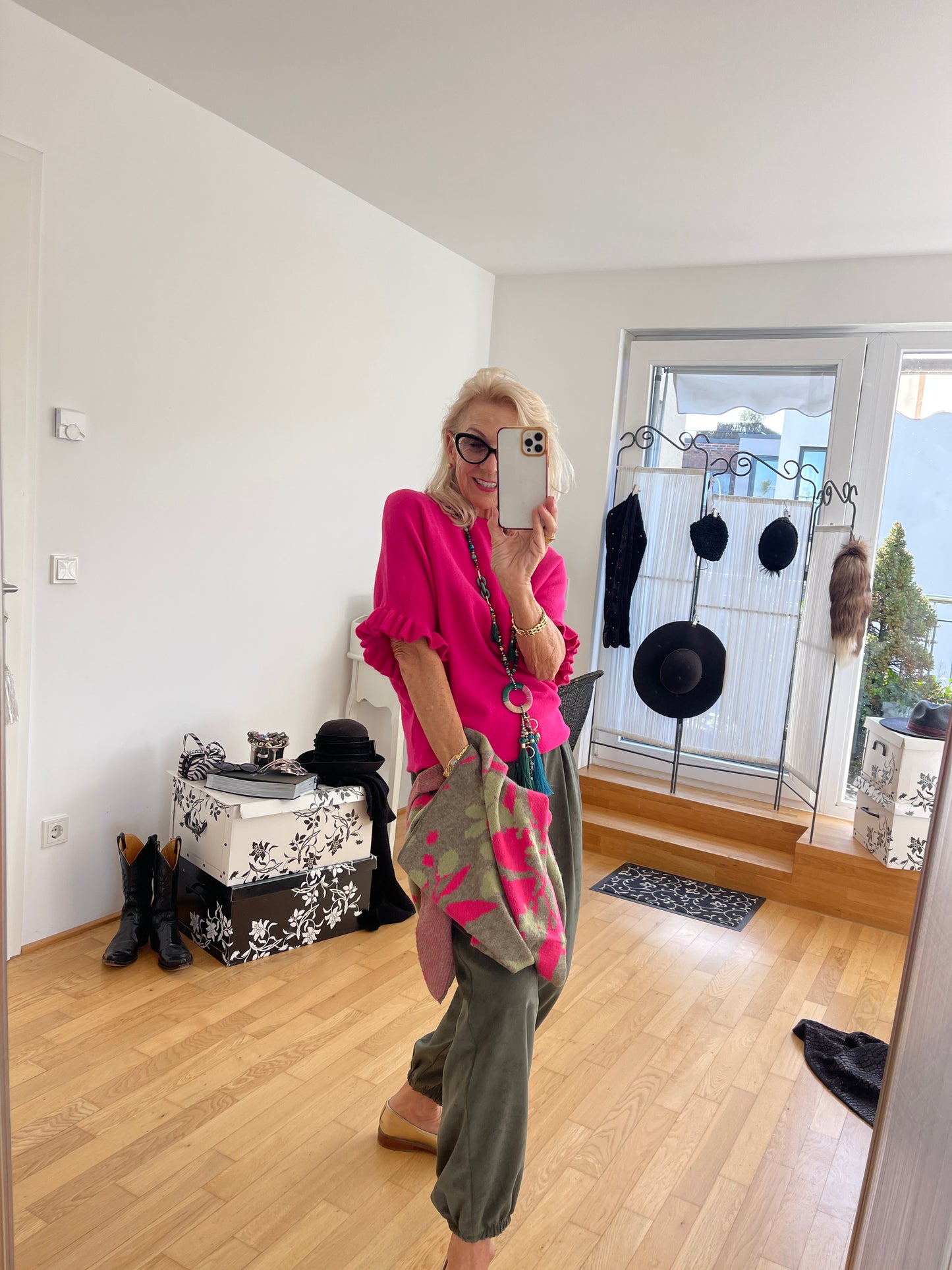 Pullover COLETTE pink €69,90; so edel, schick und kuschelig 🍁