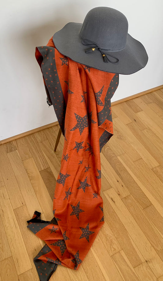 Schal AMALIE grey/orange  €49,90; soft, kuschel .. super leicht.. und soo stylisch