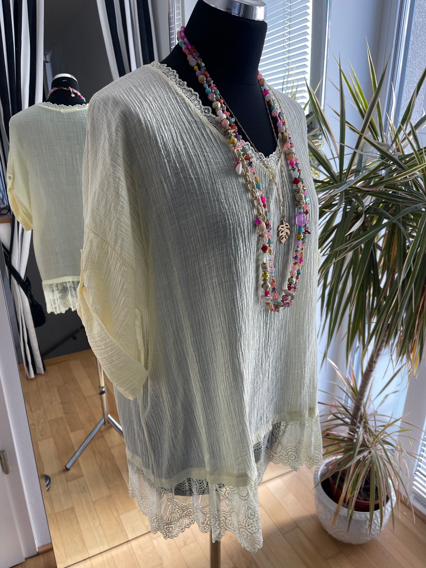 Tunika HELEN yellow; im Outlet €39,90 statt €69,90 .. so wunderbar luftig, duftig und perfekt auch für XXL-Größen