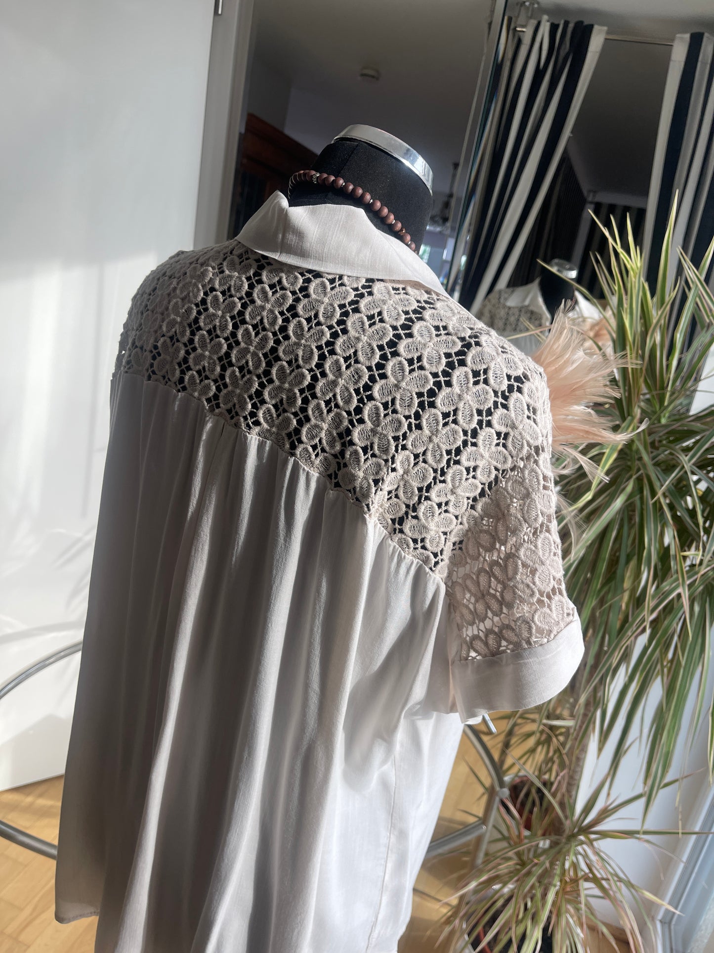 Bluse LUCKY €39,90 statt €69,90; so leicht und luftig, man spürt sie gar nicht