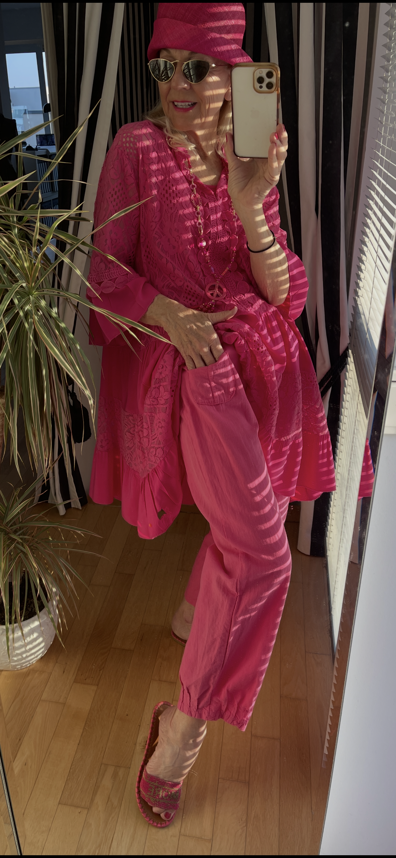 Kleid PHILIPPA  pink; €89,90 .. pink is so beautiful … farbenfroher Style auch für Genussgrößen