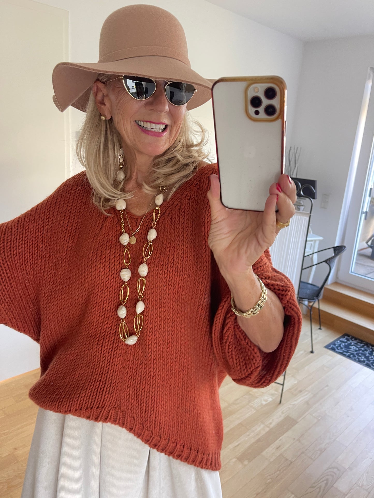 Pullover ARMSTRONG rostrot €79,90; kuschelig, so lässig, so herrlich wunderbar 🍂