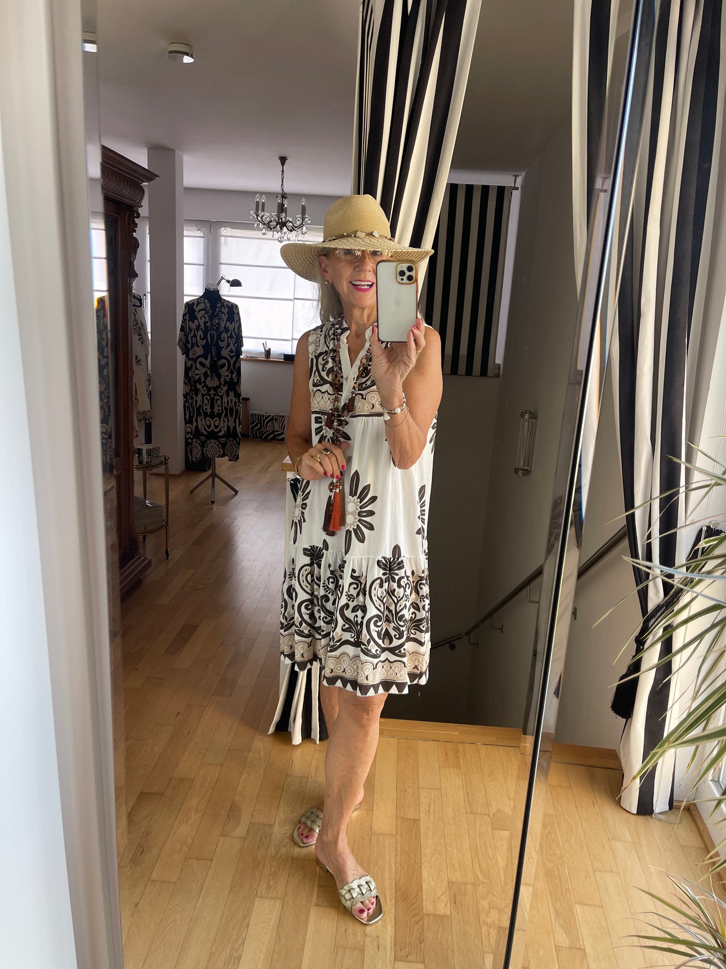 Kleid JONTE brown €49,90 statt €€79,90 .. ein perfekter sommerlicher Allrounder ☀️