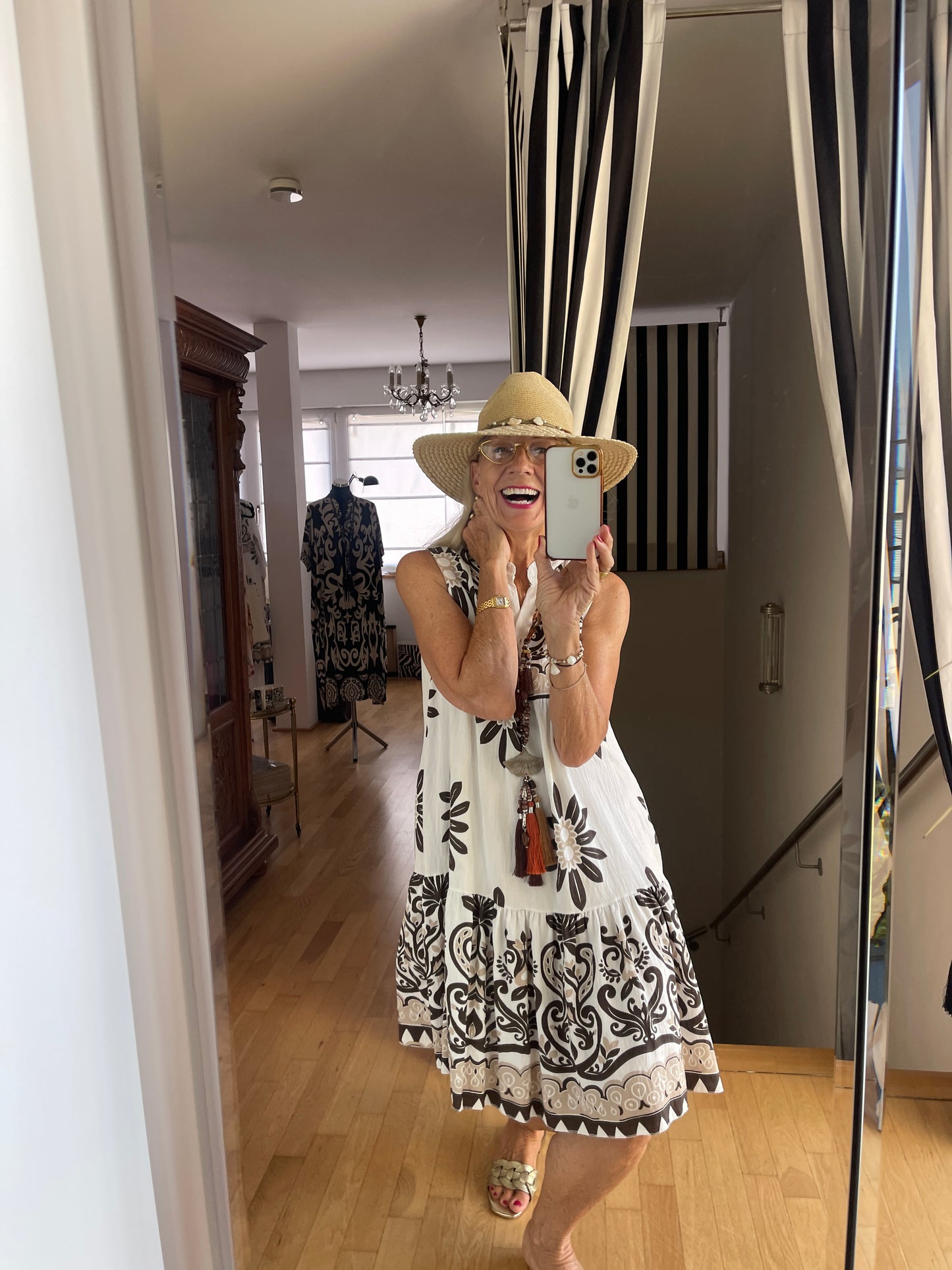 Kleid JONTE brown €49,90 statt €€79,90 .. ein perfekter sommerlicher Allrounder ☀️