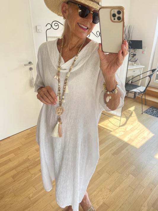 Kleid PATRIZIA white, €109,90 … edeler, lässiger Look, perfekt auch für Genussgrößen