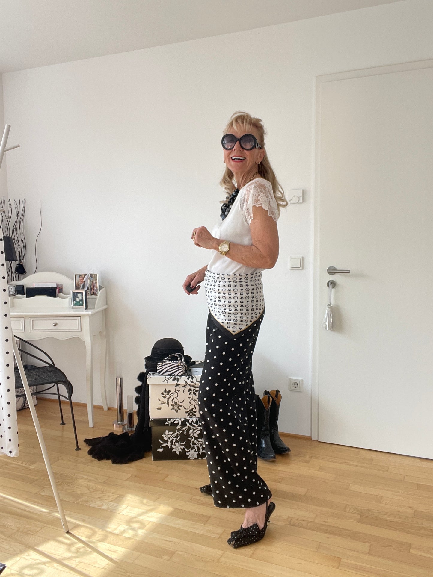Oberteil/Top SUSA white €49,90; ein genial schickes Basic-Teil