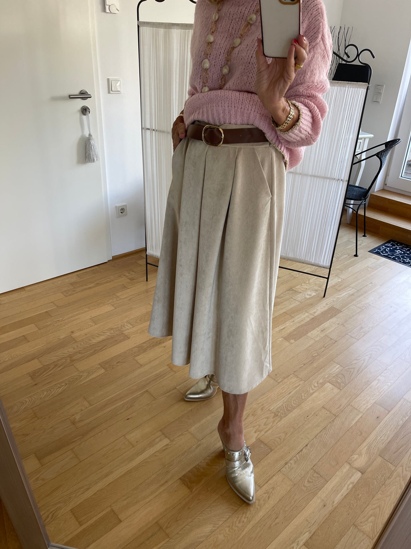 Rock CASCADEUR €99,90; edler Feincord,…so angenehm und herrlich fallend🍂