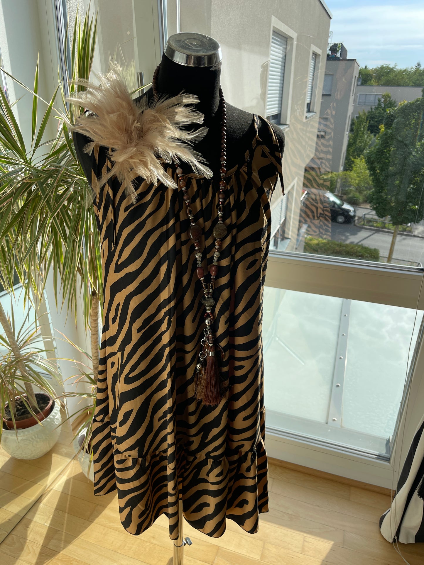 Kleid COPPA €39,90 statt €69,90; .. luftiger geht es kaum!