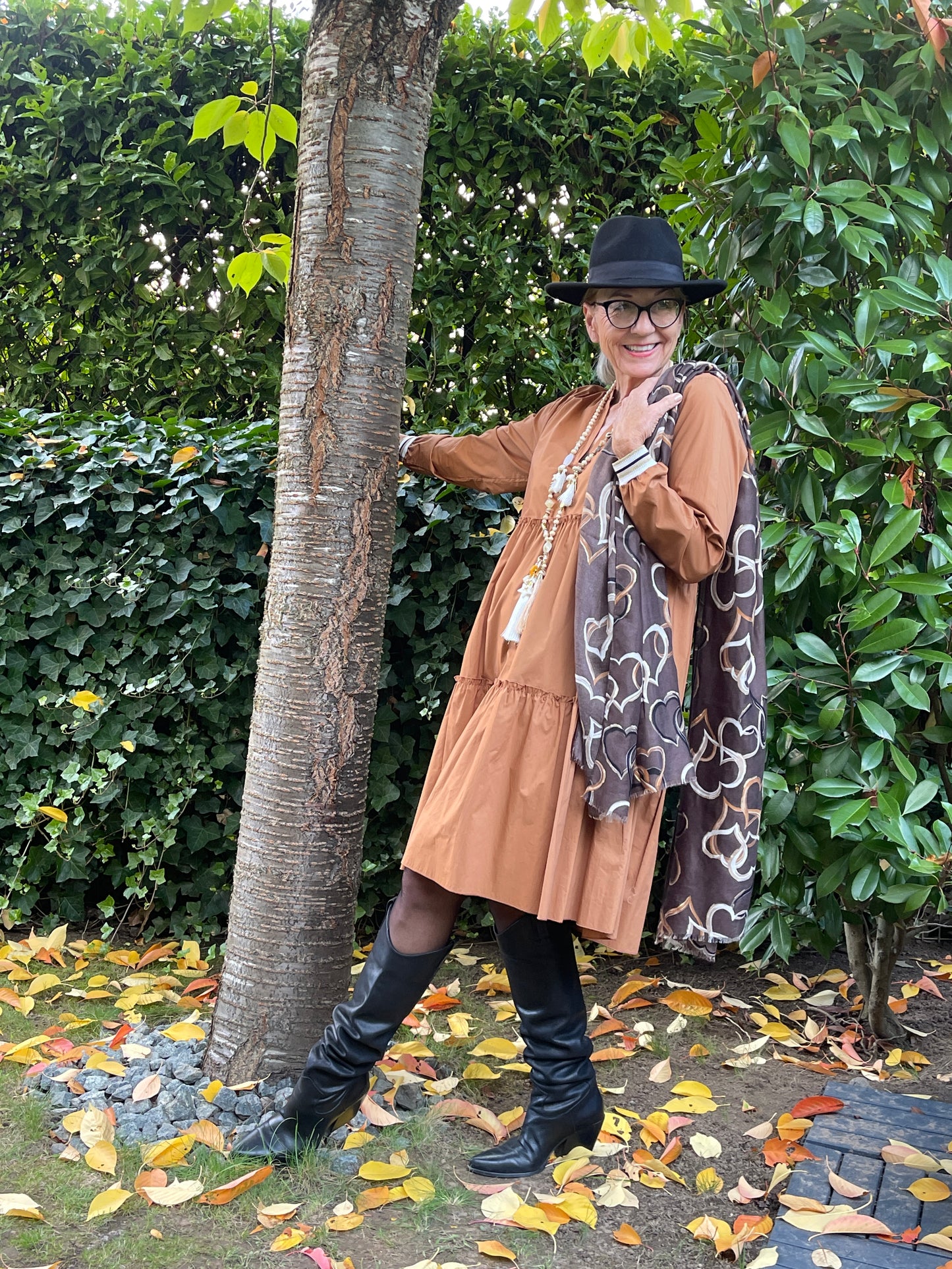 Kleid CAMPIONE cognac;  „IM BLACK-FRIDAY OUTLET“ nur noch €39,90 statt €89,90; total unkompliziertes, super schickes Allroundkleid