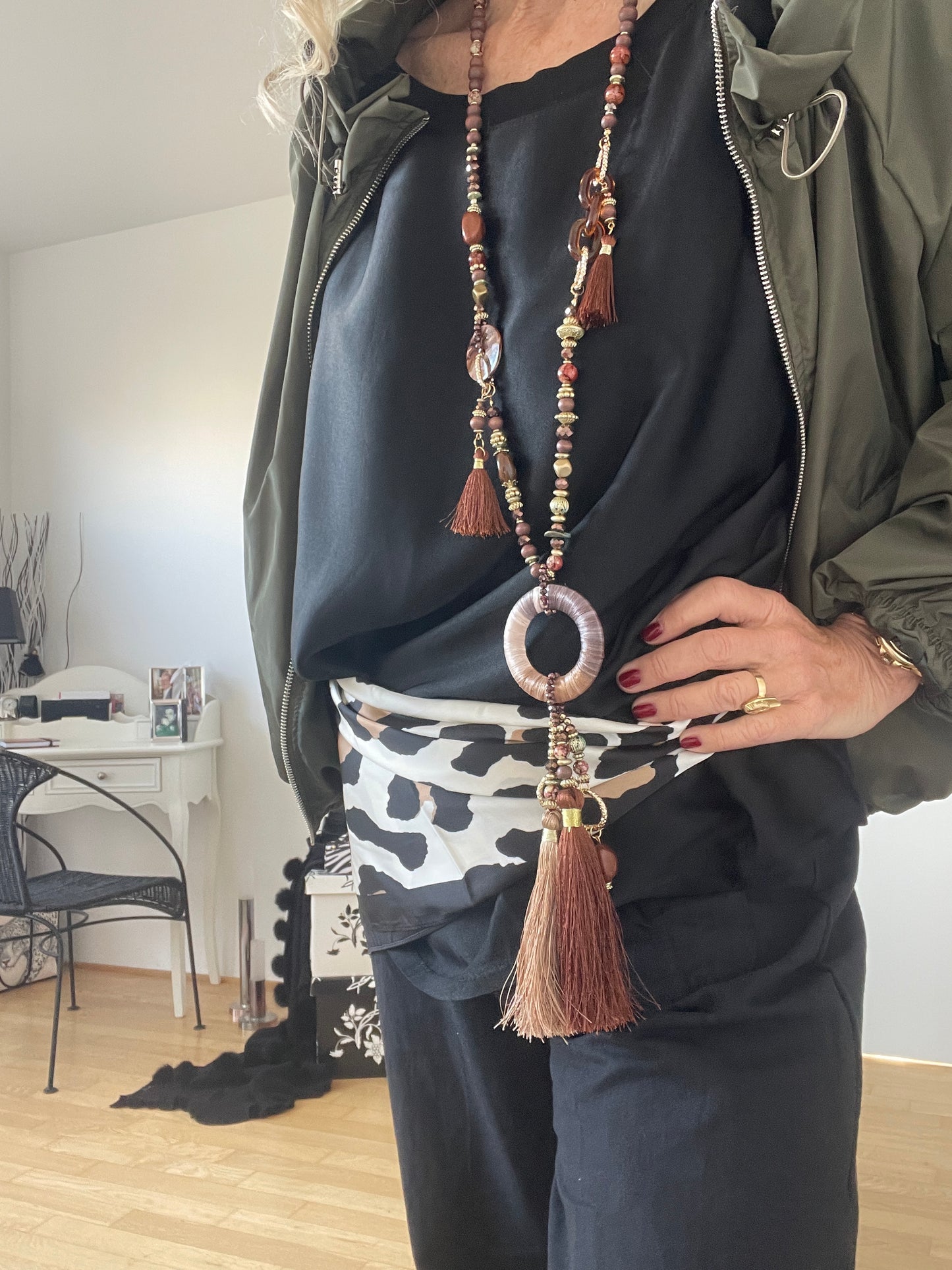 Kette TAMIN €49,90; stylische Longkette!! Peppt jedes schlichte Outfit auf