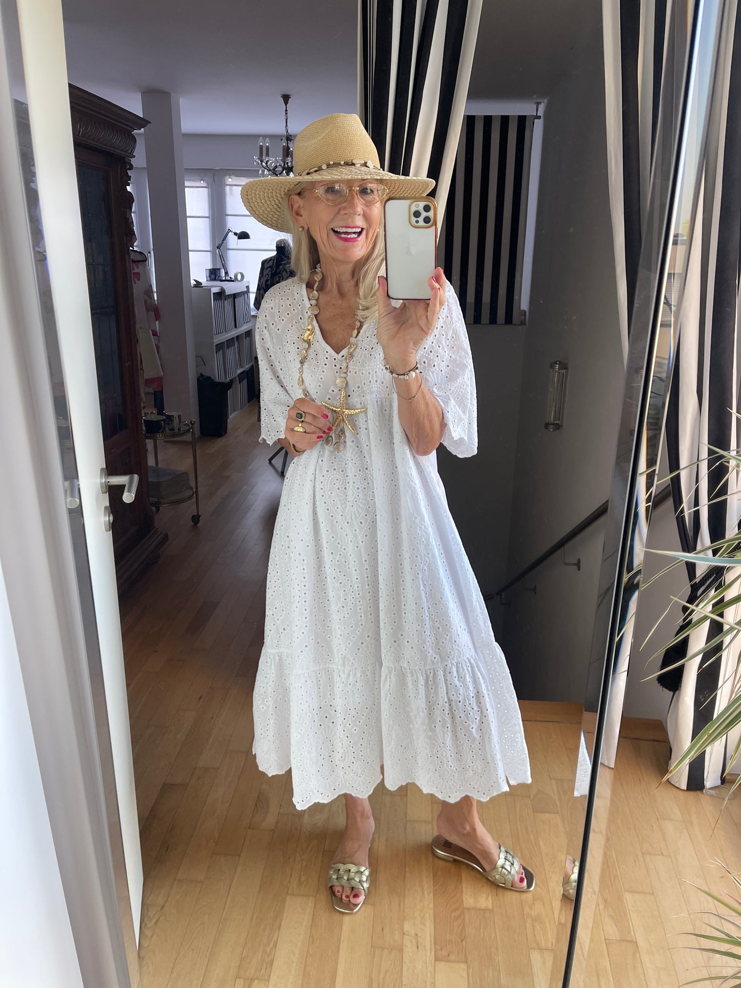 Kleid LAGO €79,90 statt €119,90; der perfekte, modische Sommertraum