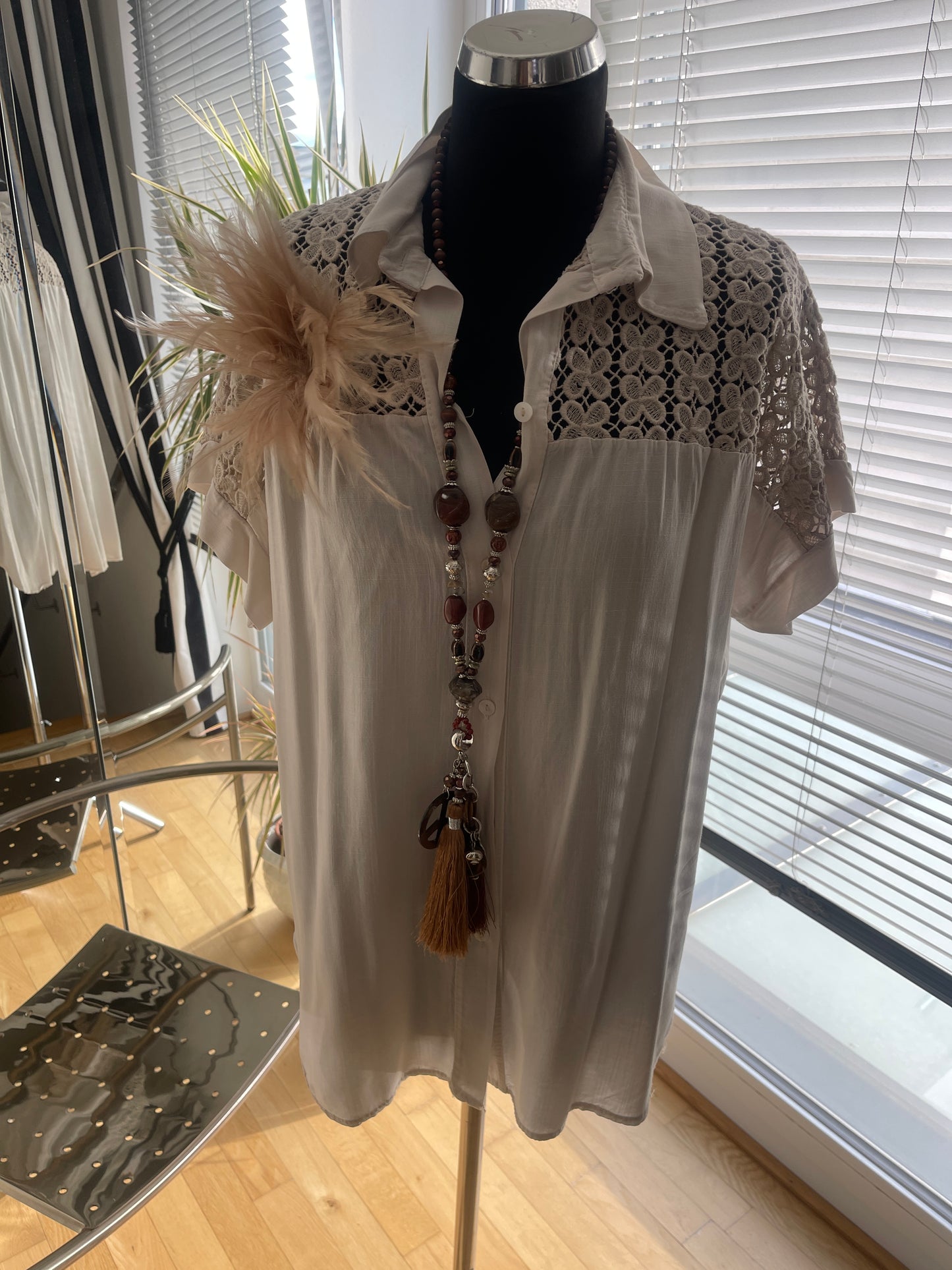 Bluse LUCKY €39,90 statt €69,90; so leicht und luftig, man spürt sie gar nicht