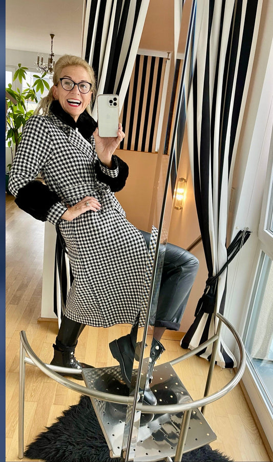 Mantel TREVOR; €199,90; ein absoluter Hingucker!