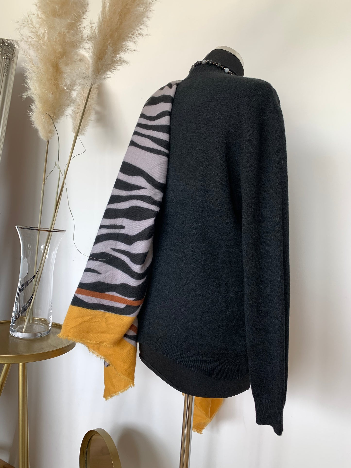 Pullover JANITOS black; stylischer Look & herrlich angenehm zu tragen!! „Im MEGA-OUTLET“ nur noch €29,90 statt €79,90