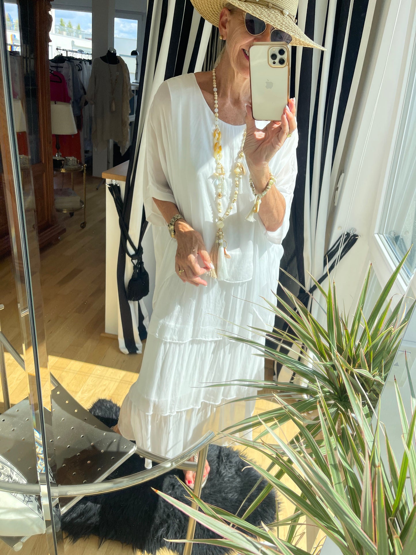 Kleid DOMA white jetzt €77,90 im ENDLESS-SUMMER-SALE