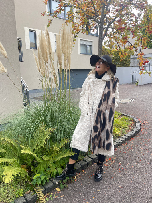 Mantel WESTMINSTER €199,90; kuschelig, wärmend und sooo stylisch 🍁