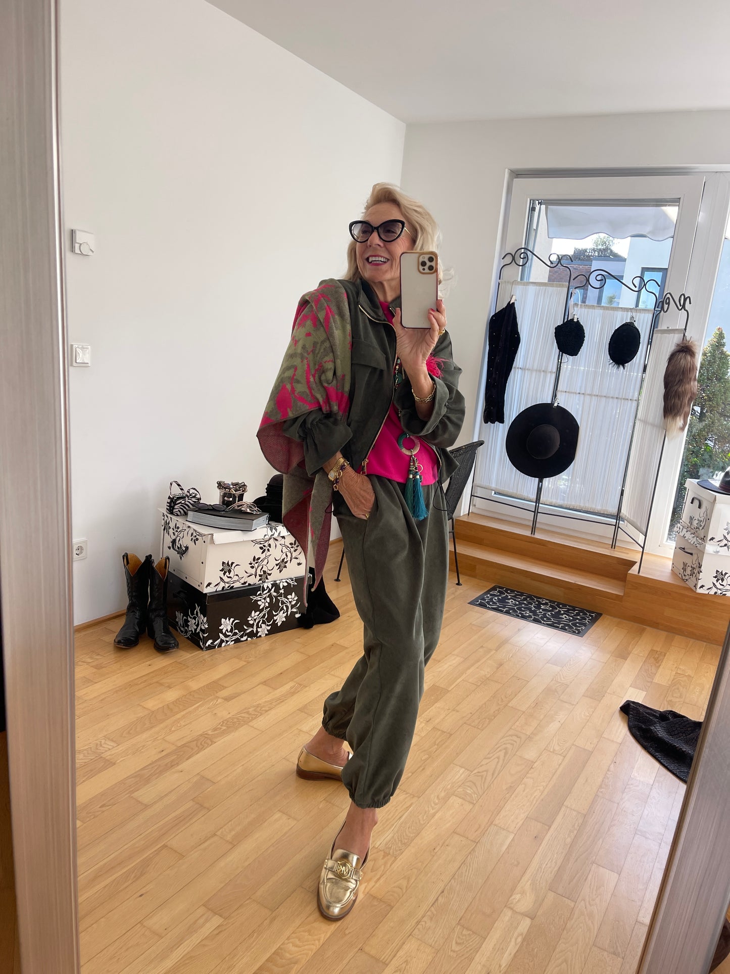 Jacke&Hose 2-Teiler MALIBU €199,90; einfach mega schick und so toll vielseitig zu kombinieren 🍂